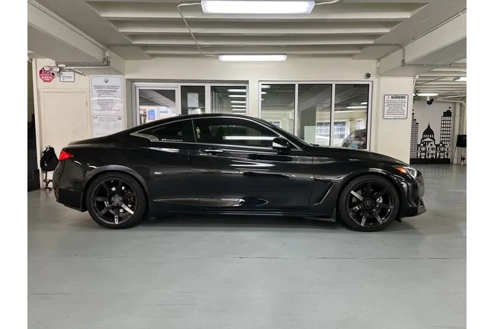 2018 Q60 3.0t LUXE image 6