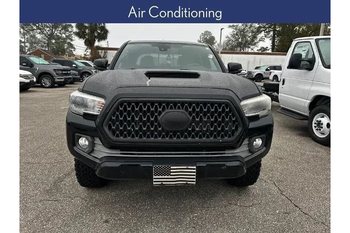$28991 : Toyota Tacoma 2019 4x4 TRD S image 8