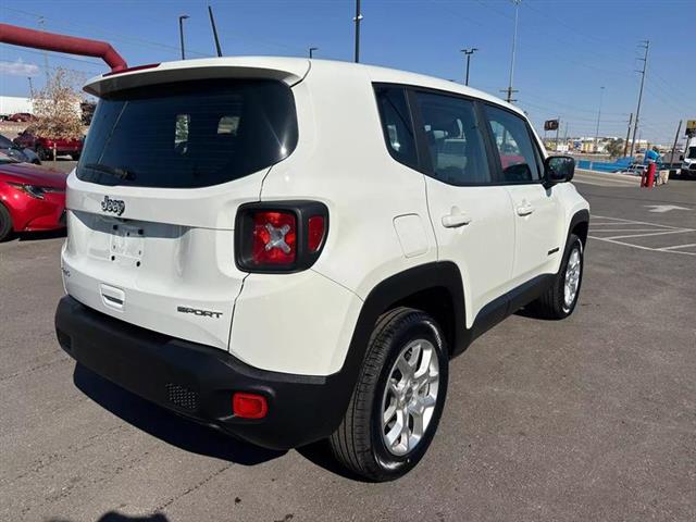 $21995 : Pre-Owned 2022 Renegade Sport image 6