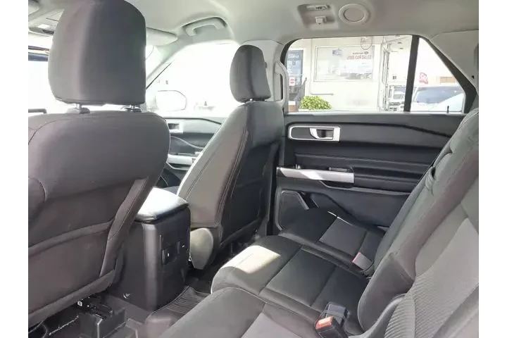 $30990 : Ford Explorer 2024 XLT 4dr S image 5
