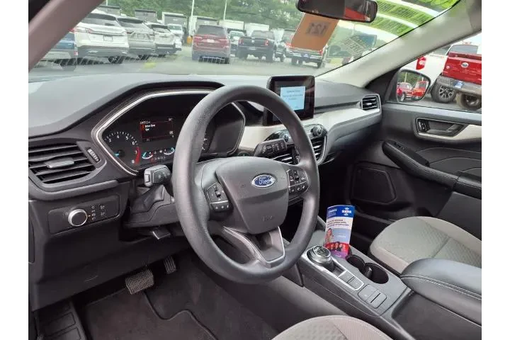 $24995 : Ford Escape 2022 AWD SE 4dr image 10