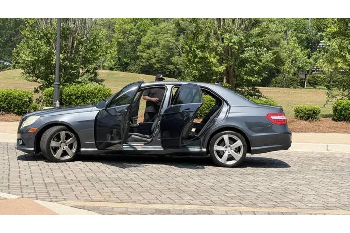 $4500 : 2010 Mercedes-Benz E-Class E image 4