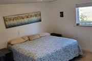 $650 : Rento habitación para mujer thumbnail