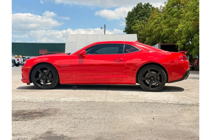 $25000 : Chevrolet Camaro SS Coupe image 4