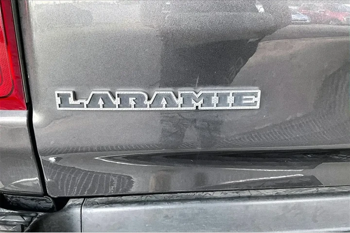 $32991 : Ram 1500 2024 4x2 Laramie 4d image 9