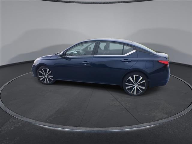 $22000 : PRE-OWNED 2022 NISSAN ALTIMA image 6