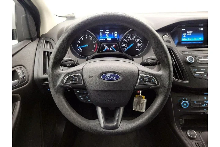 $9998 : Ford Focus 2017 SE 4dr Sedan image 10