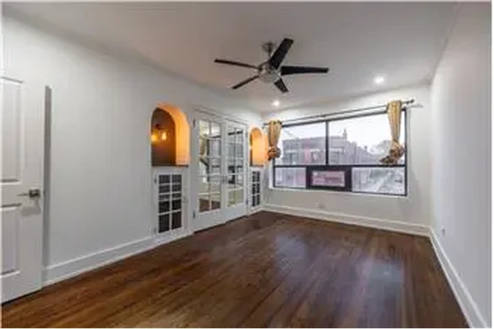 $2450 : Rental property with 1 bedro image 1