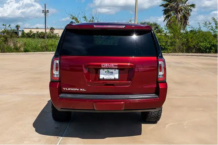 $26237 : GMC Yukon XL 2019 4x2 SLT 4d image 9