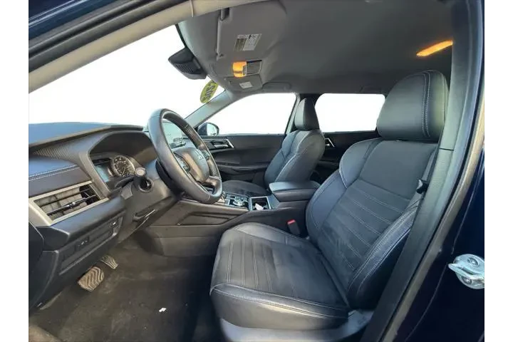 $23342 : Mitsubishi Outlander 2023 ES image 10