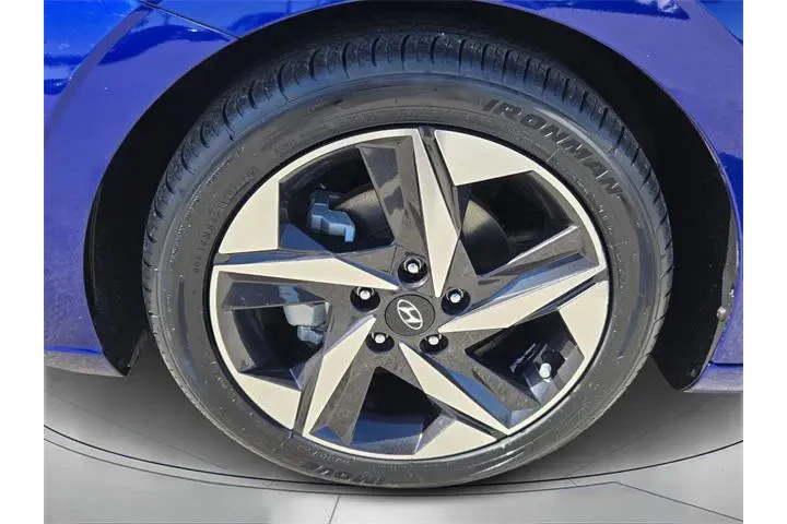 $14587 : Hyundai ELANTRA 2023 Limited image 9