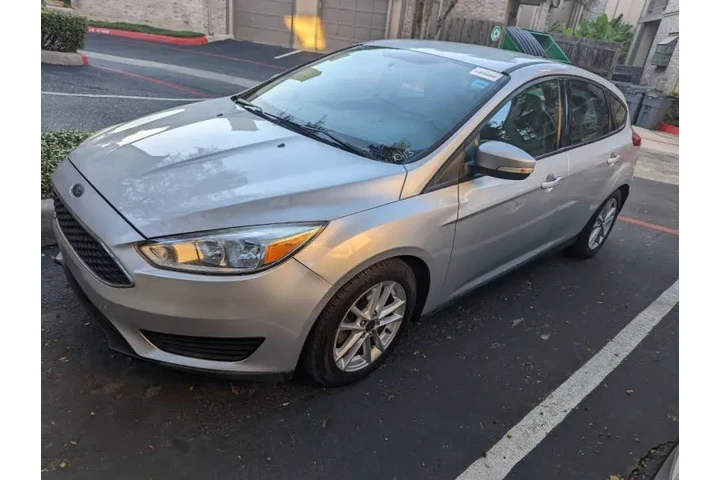 $8490 : 2016 Focus SE image 2