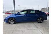 $18900 : Kia Forte 2024 LXS 4dr Sedan thumbnail