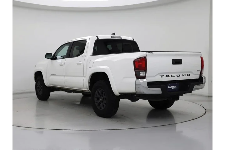 $32998 : Toyota Tacoma 2023 4x4 SR5 V image 2