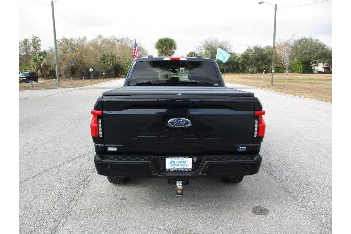 $38995 : Ford F-150 Lightning 2023 AW image 6