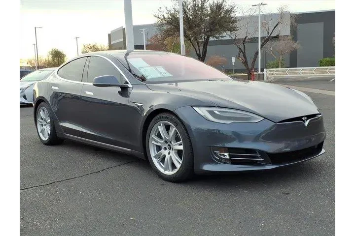 $31900 : Tesla Model S 2020 AWD Long image 7