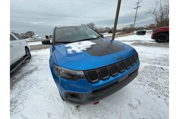 $24789 : Jeep Compass 2023 4x4 Trailh image 8