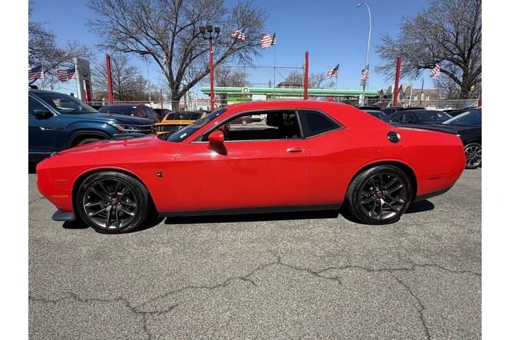 $32990 : Dodge Challenger 2020 R/T Sc image 4