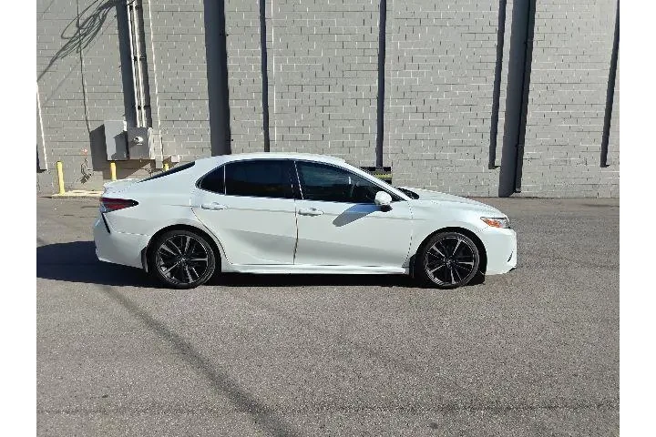$15990 : Toyota Camry 2018 XSE 4dr Se image 2