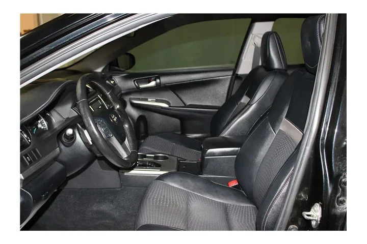 $12999 : Camry 2013 image 9