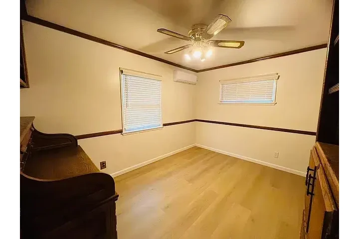 $3000 : BEAUTIFUL 3BED RANCH FOR RENT! image 4