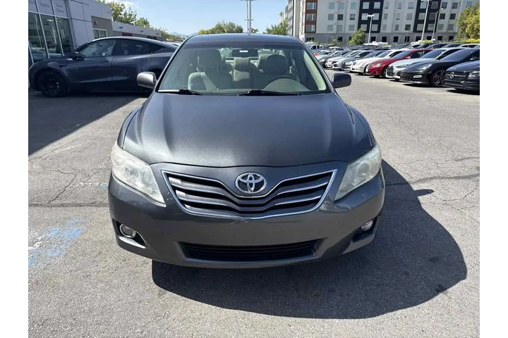$8910 : 2010 Camry XLE image 4