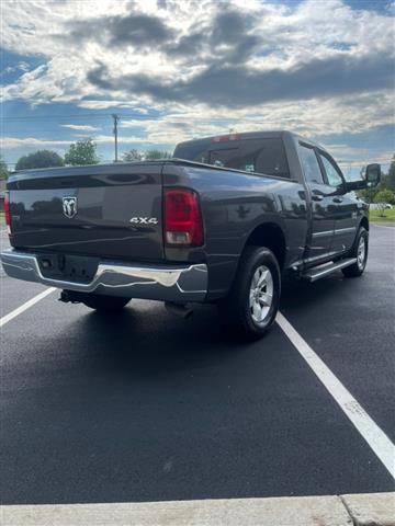 $15995 : 2014 RAM 1500 SLT Quad Cab 4WD image 7