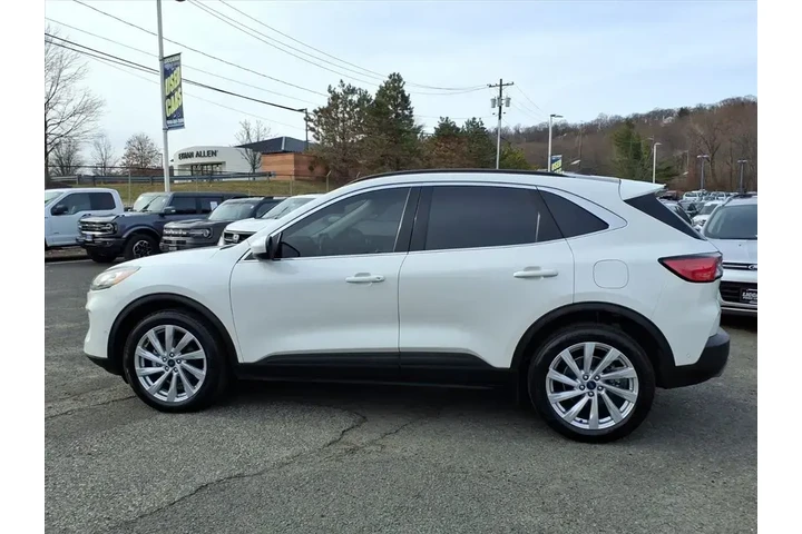 $20995 : Ford Escape 2022 AWD Titaniu image 4