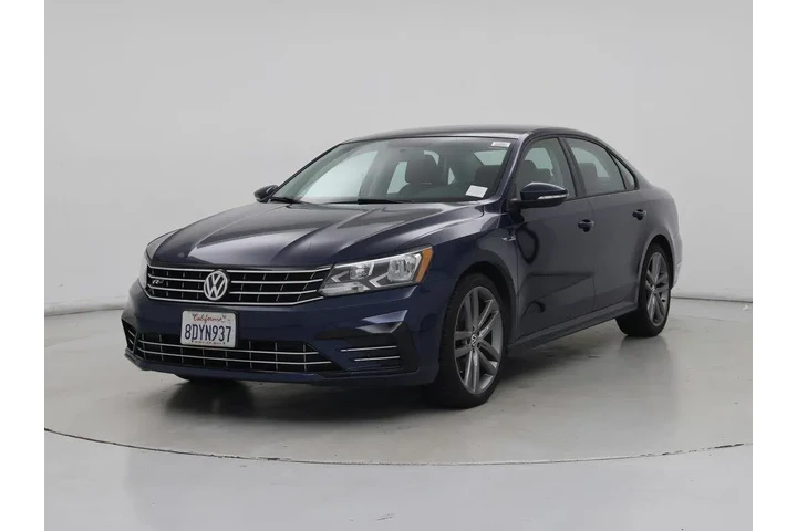 $13998 : Volkswagen Passat 2018 2.0T image 4