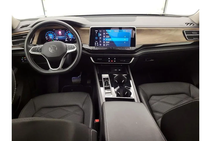 $32998 : Volkswagen Atlas 2025 SE 4dr image 9