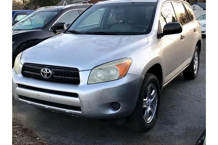 $9725 : 2008 RAV4 image 2