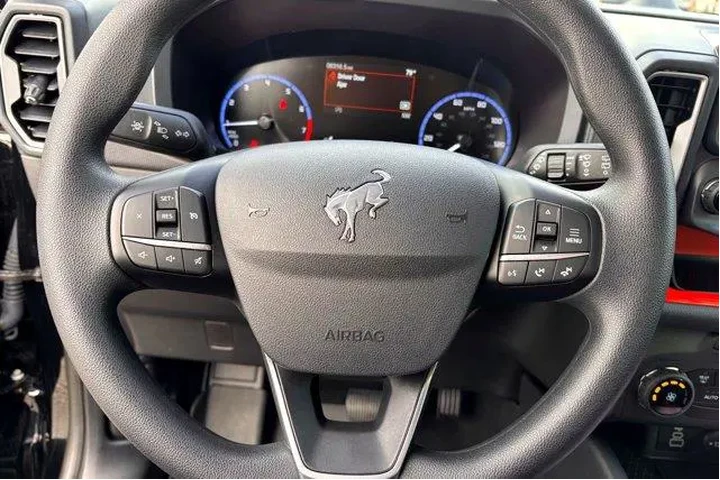 $29977 : Ford Bronco Sport 2024 AWD F image 10