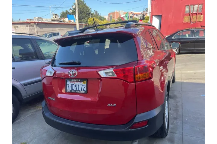 $15995 : 2014 RAV4 XLE image 3