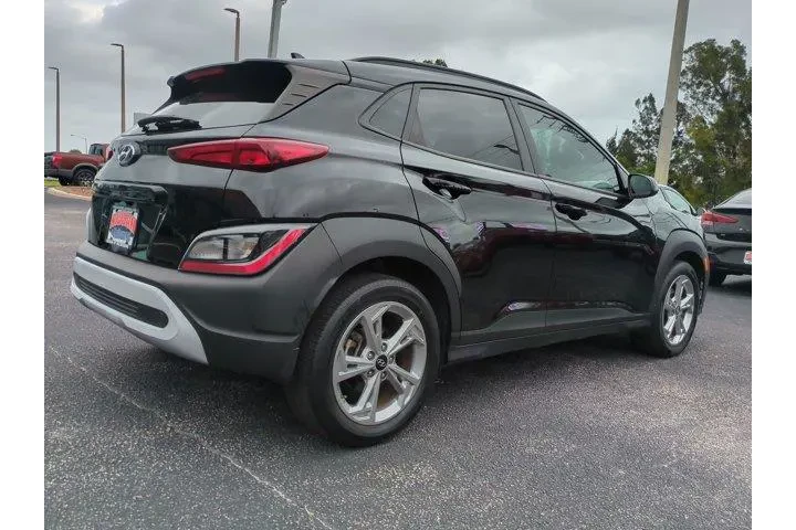 $16988 : Hyundai KONA 2022 SEL 4dr Cr image 4