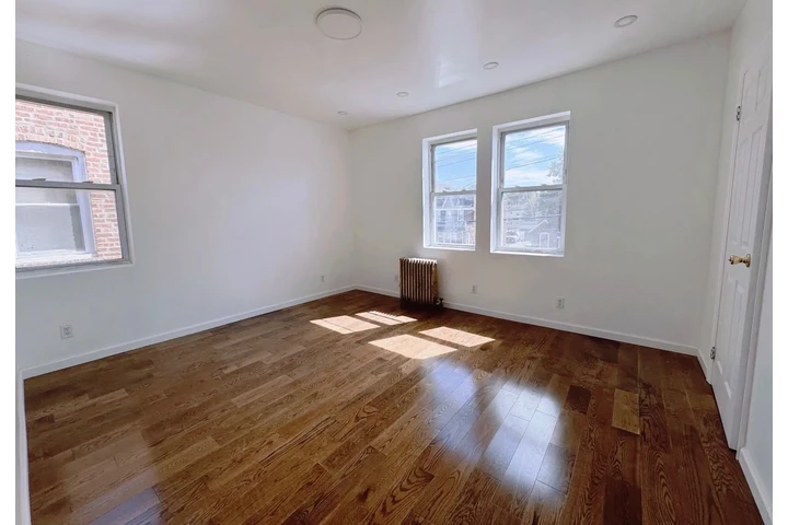 $2601 : OZONE PARK/APARTAMENTO/YARDA image 2