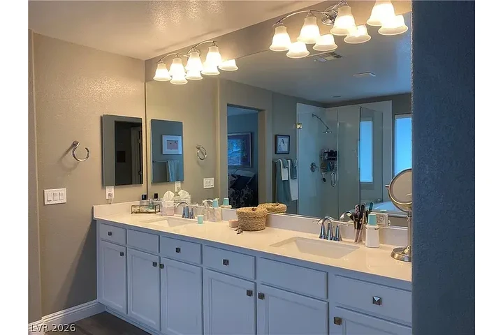 $1550 : 457 Bolsa Basin Ave, Las Vegas image 7