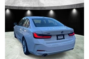 $29985 : BMW 3 Series 2023 AWD 330i x thumbnail