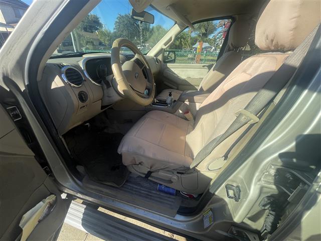 $1800 : Ford Explorer image 6