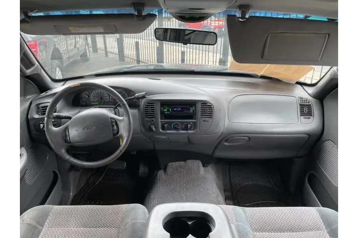 2002 F-150 XLT image 10