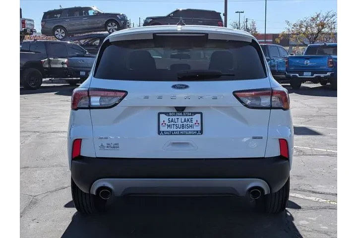 $21668 : Ford Escape Hybrid 2022 SE 4 image 4