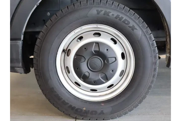 $28200 : Ford Transit 2020 250 3dr SW image 9