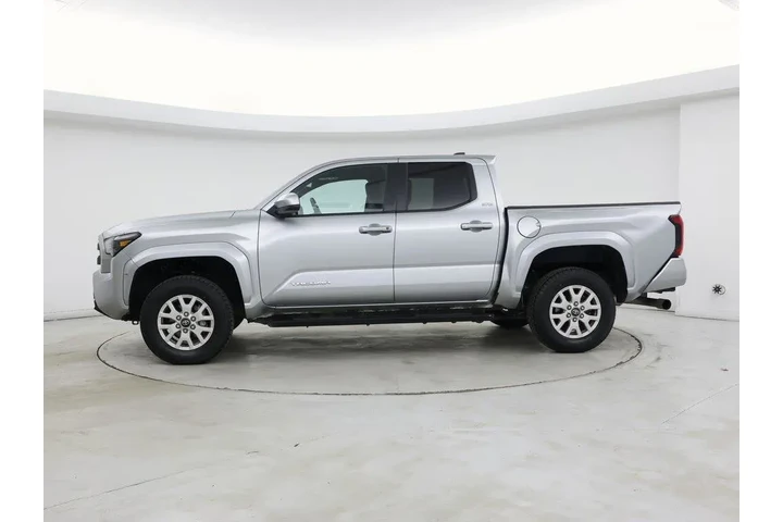 $35998 : Toyota Tacoma 2024 4x4 SR5 4 image 3