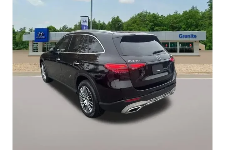 $34490 : Mercedes-Benz GLC 2024 AWD G image 8