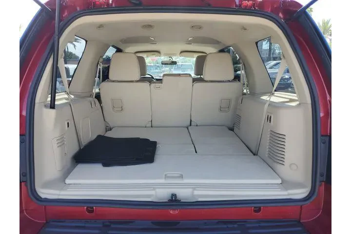 $15991 : Ford Expedition 2015 4x2 XLT image 9