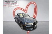 Audi Q3 2018 AWD 2.0T quattr en Long Island