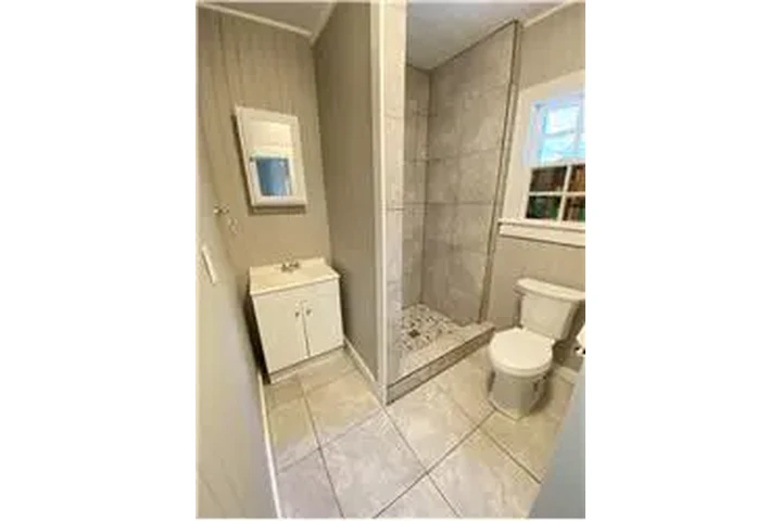 $1500 : Rental property with 3 bedro image 6