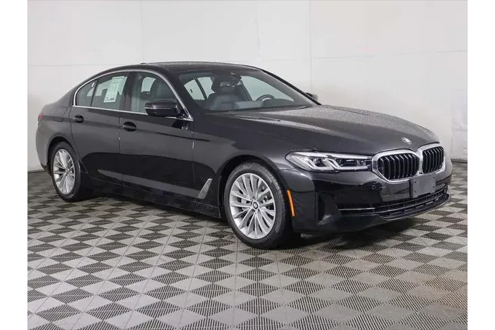 $35593 : BMW 5 Series 2023 AWD 530i x image 2