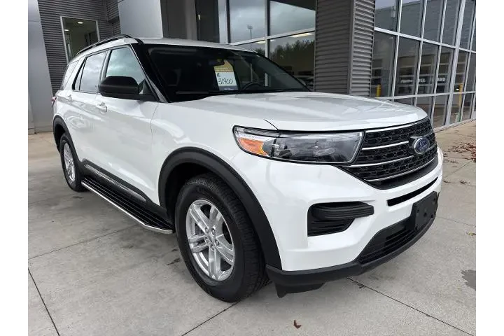 $31900 : Ford Explorer 2023 AWD XLT 4 image 10