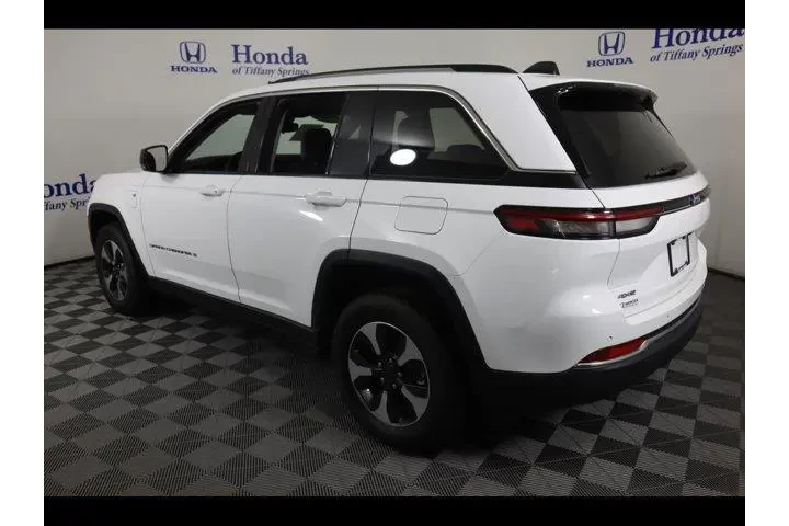 $28875 : Jeep Grand Cherokee 2023 4x4 image 5