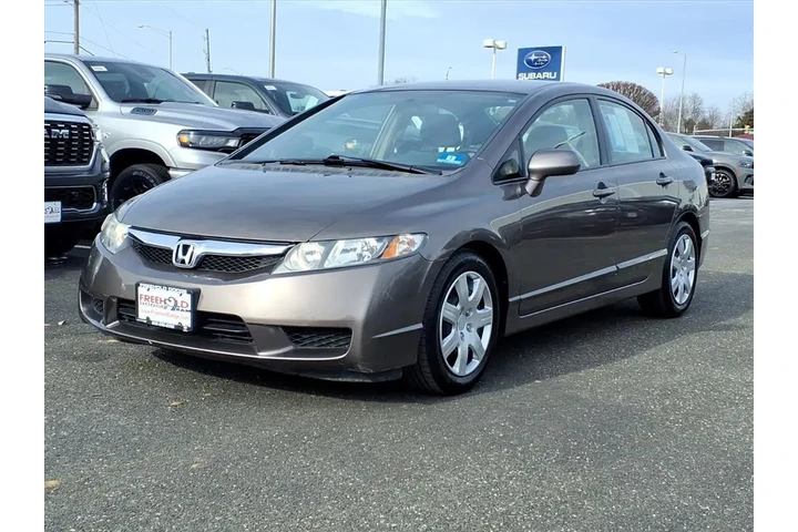 $8900 : Honda Civic 2010 LX 4dr Seda image 3